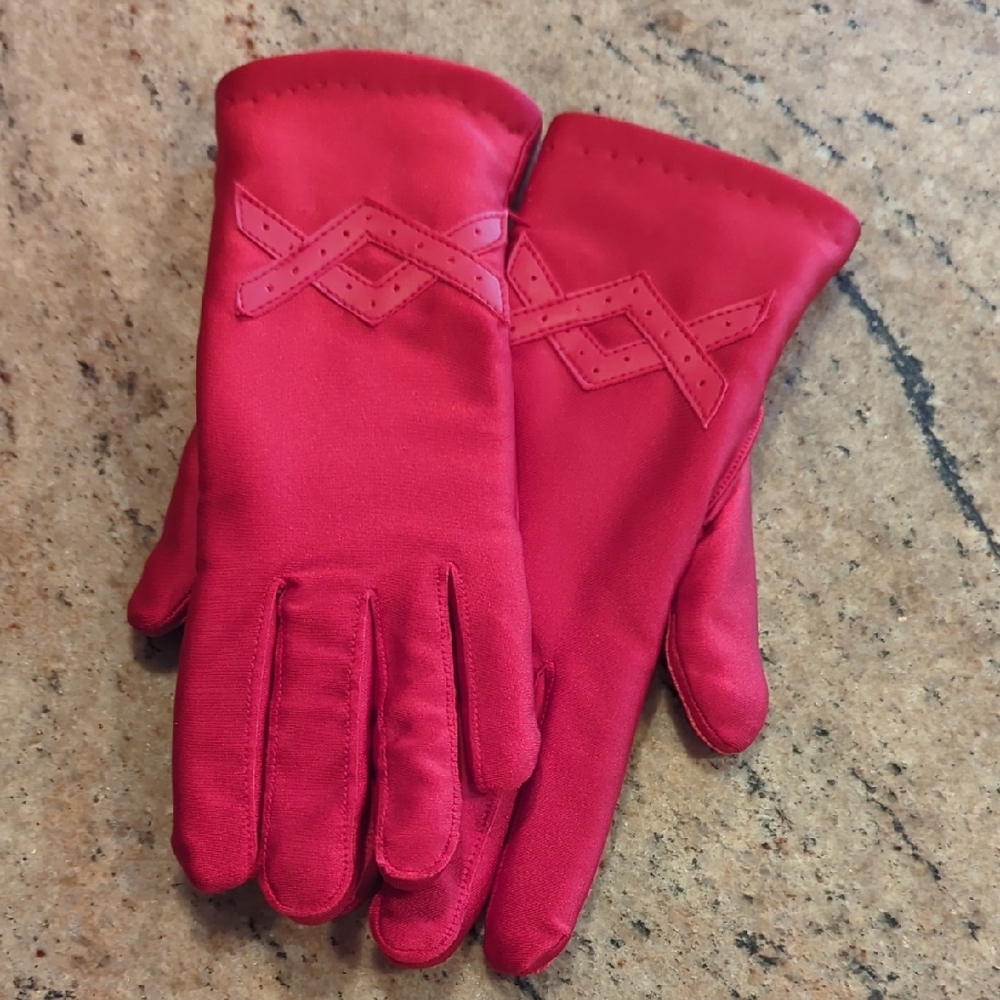 LIKE NEW Fleece Lined Red Gloves